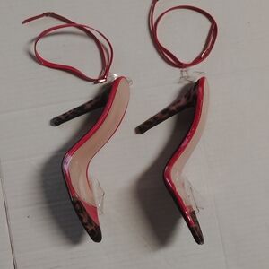 NWOT Elegant Red Women's Heels Size 39